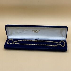 14 Karat Gold Necklace